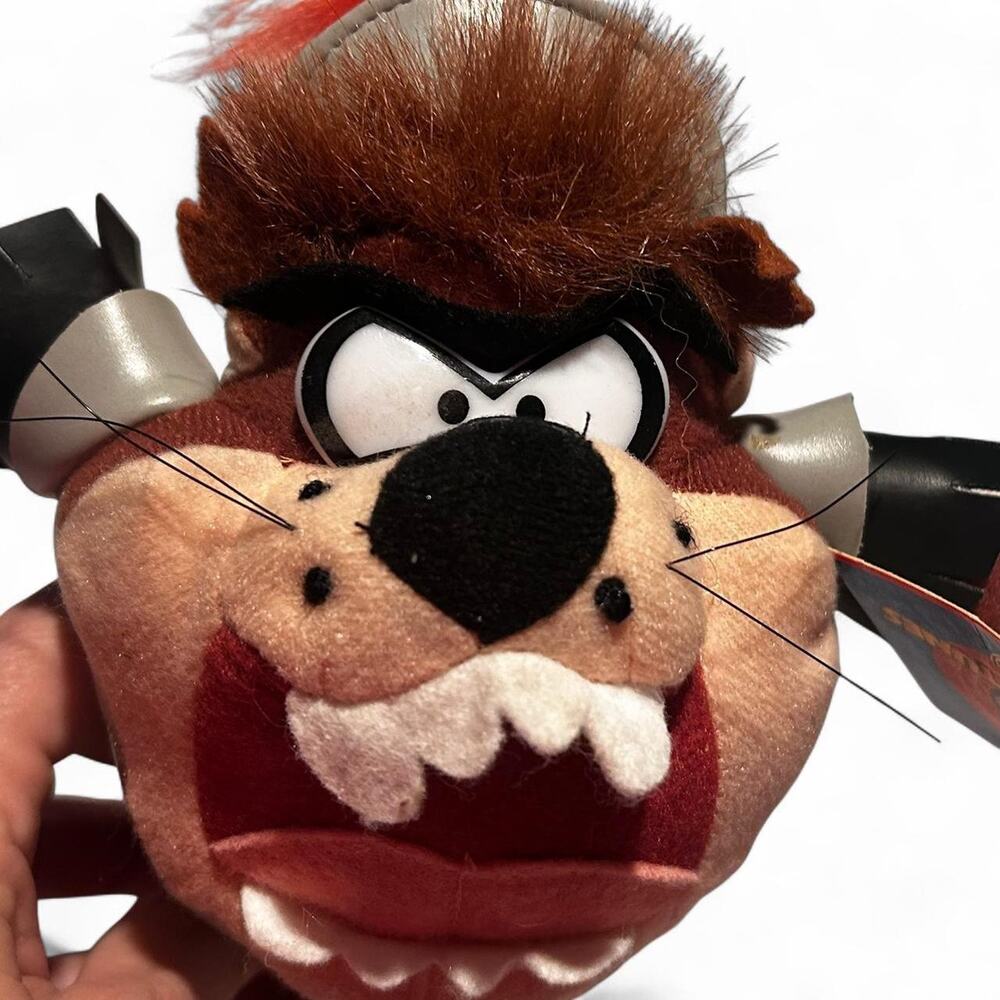 1996 TAZ Looney Tunes plush NEw with tags 10"